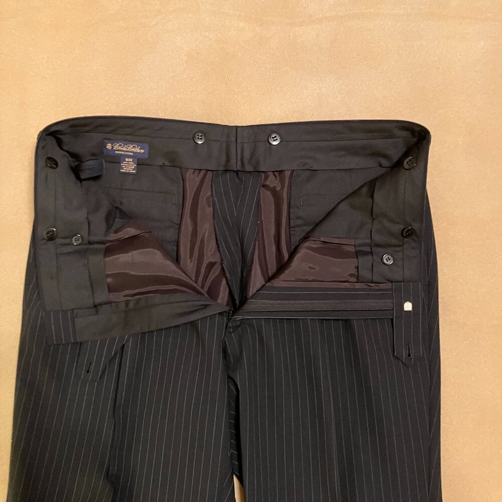 Brooks Brothers Navy Blue Pinstripe Suit - Size: 45R - Picture 14 of 16